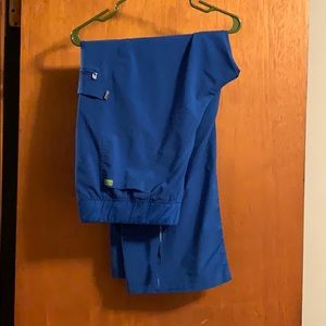 Med Couture Activate Scrub Set!!